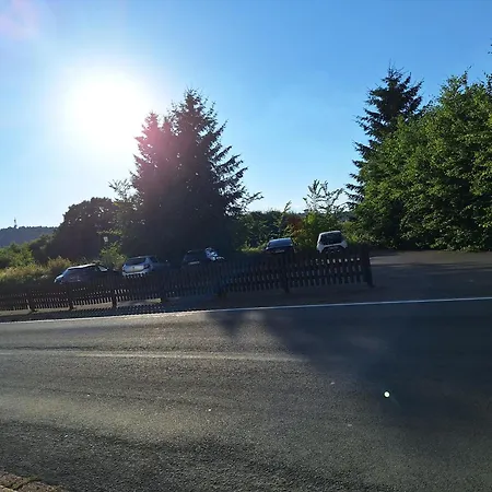 Deluxe Mit Balkon Eifel Pruem Apartament *