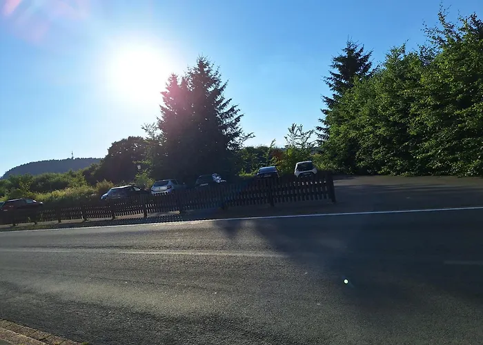 Deluxe Mit Balkon Eifel Pruem Apartment *